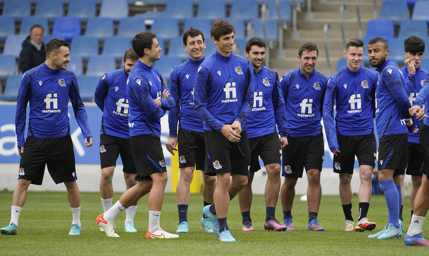 Fotos: Aihen no se entrena y Silva sigue al margen del grupo