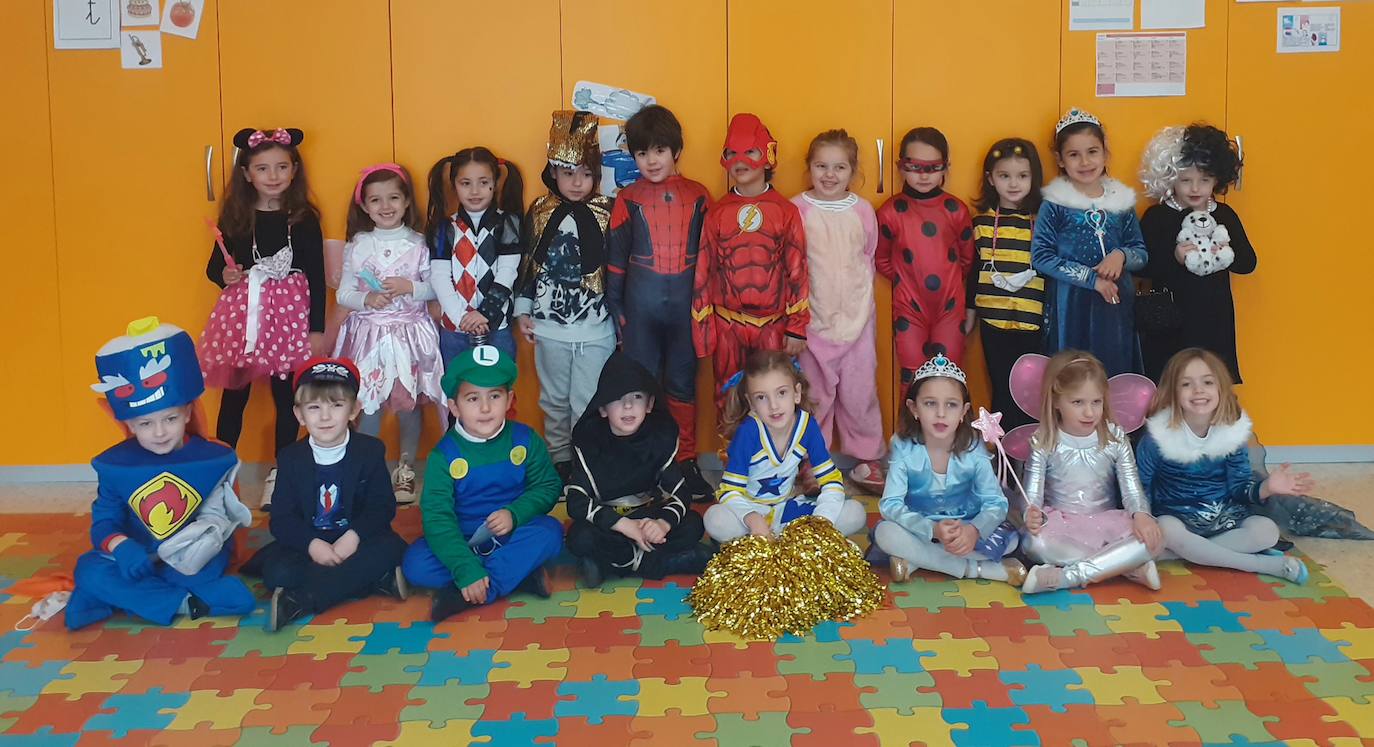 Los niños de la clase de 5 años, en carnavales.