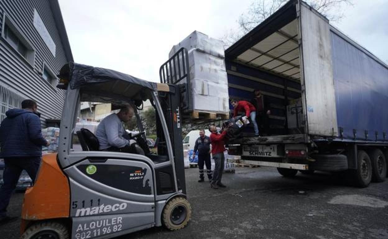 Uno de los camiones que ha partido de Gipuzkoa con ayuda humanitaria.