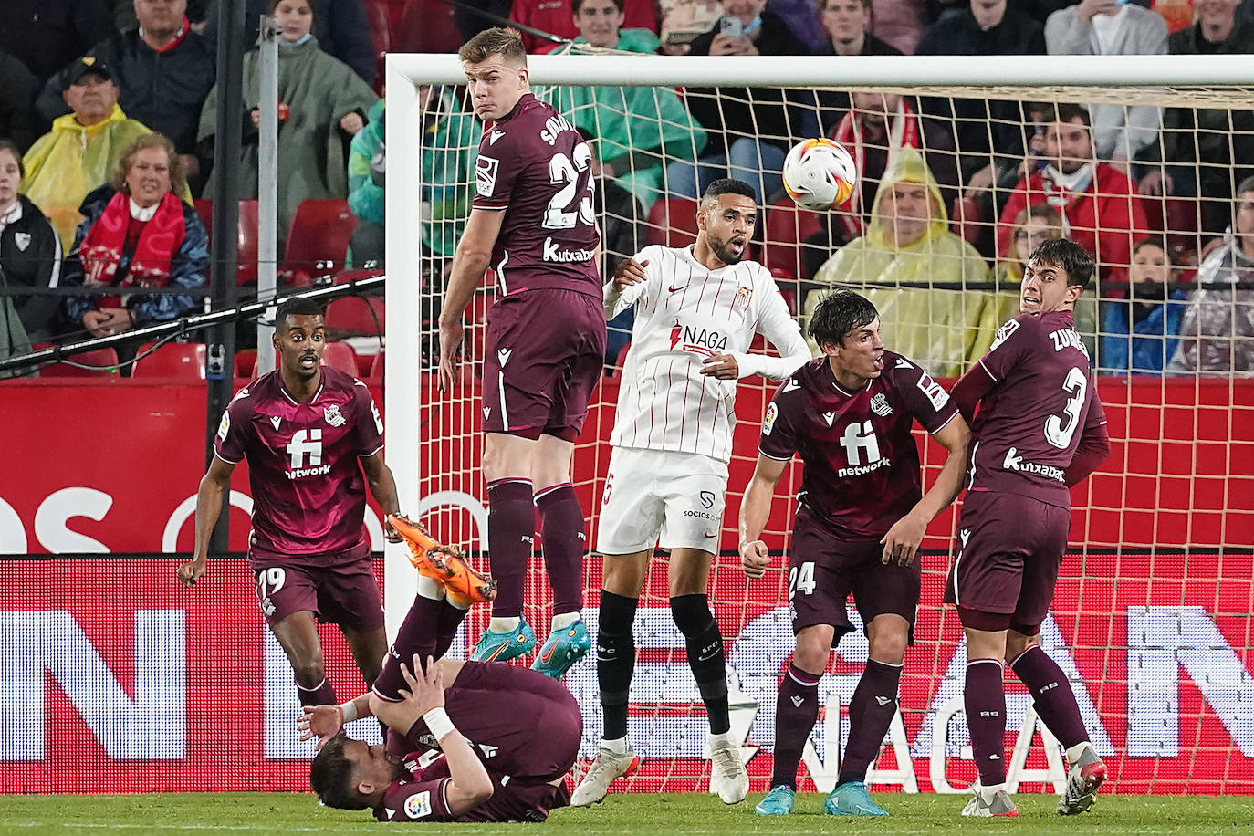 Fotos: Las imágenes del partido entre el Sevilla y la Real Sociedad