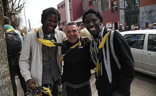 Imagen principal - Varios momentos de la marcha.