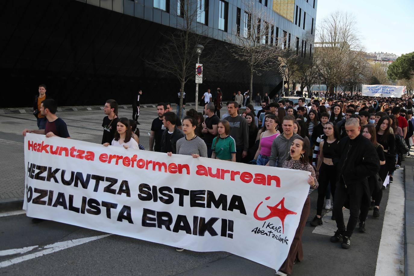 Fotos: Imágenes de la huelga de estudiantes para protestar encontra de las reformas educativas