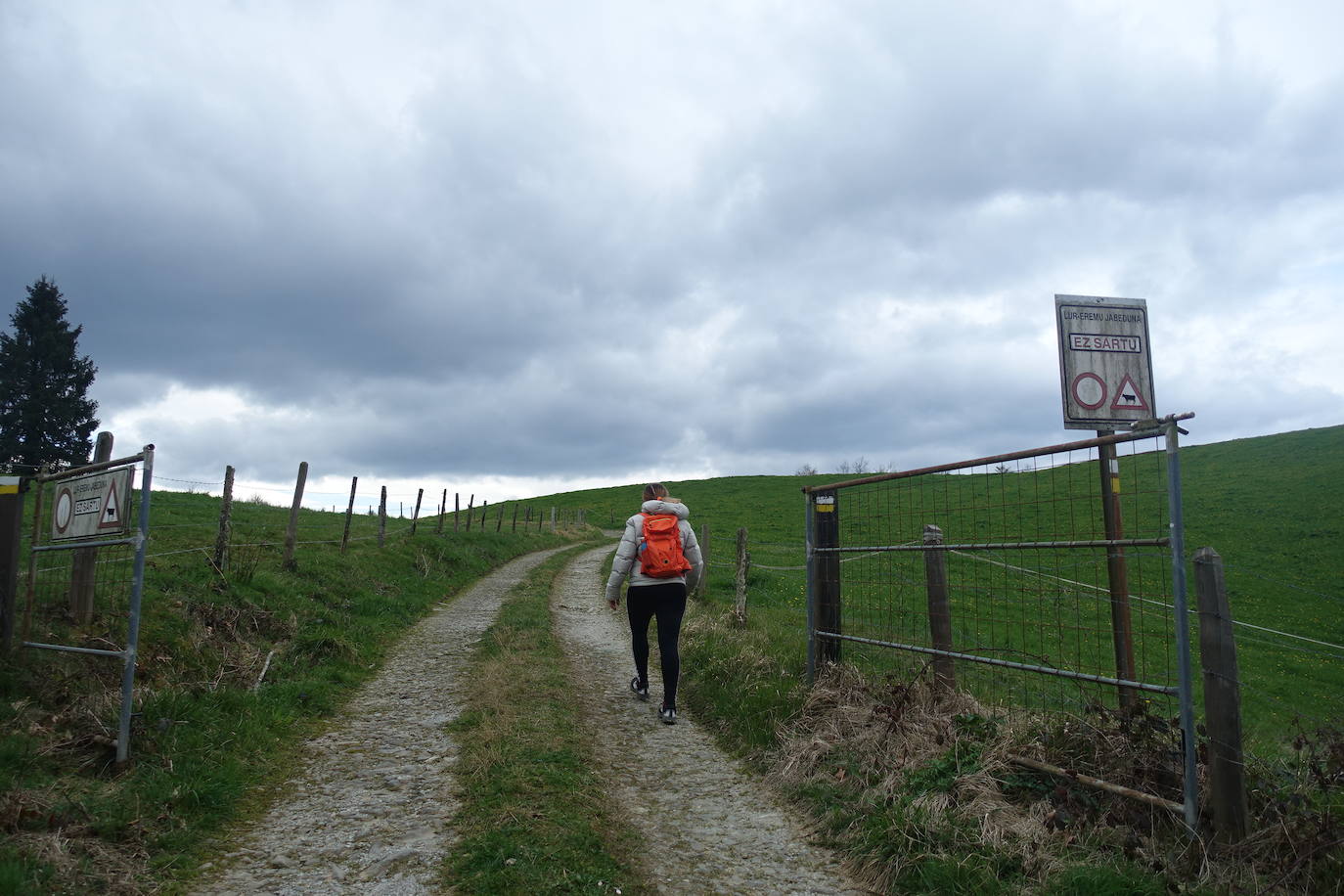 Fotos: Intxur, por el antiguo castro de Tolosaldea