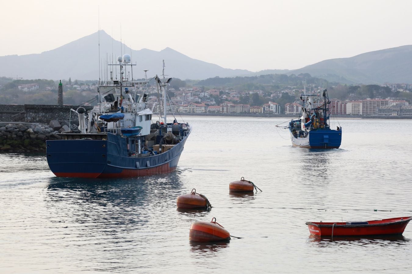 Fotos: La flota vuelve a la mar
