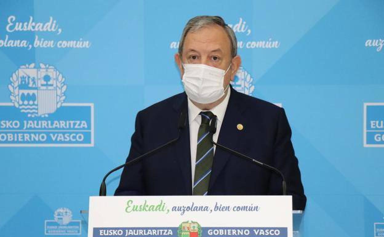 Pedro Azpiazu cree una «mala noticia» la salida de LAB de las EPSV