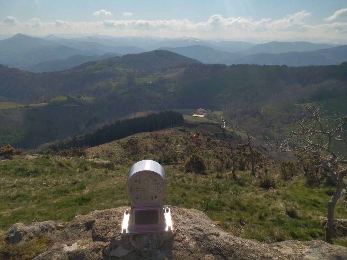 Fotos: Kopako harria, a los pies de la gran mole