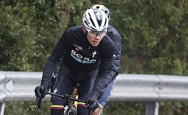 Higuita no toma la salida al no sentirse bien antes de la etapa