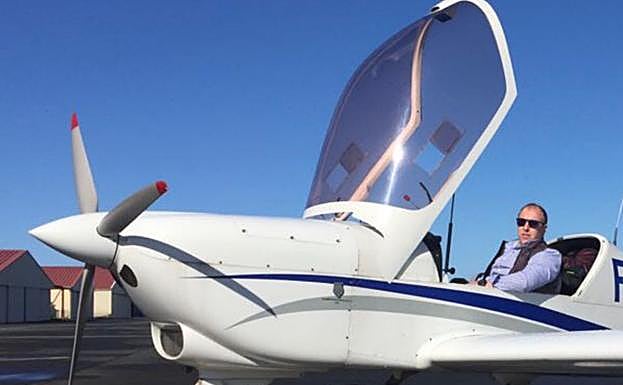 El donostiarra Aitor Goñi será el presidente del refundado Real Aero Club de San Sebastián