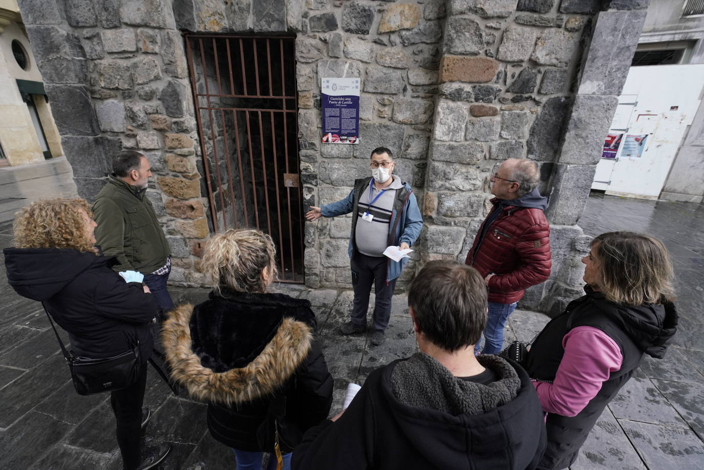 Fotos: Gipuzkoa ya recibe a sus primeros turistas
