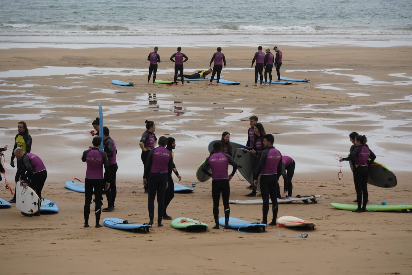 Fotos: Gipuzkoa ya recibe a sus primeros turistas