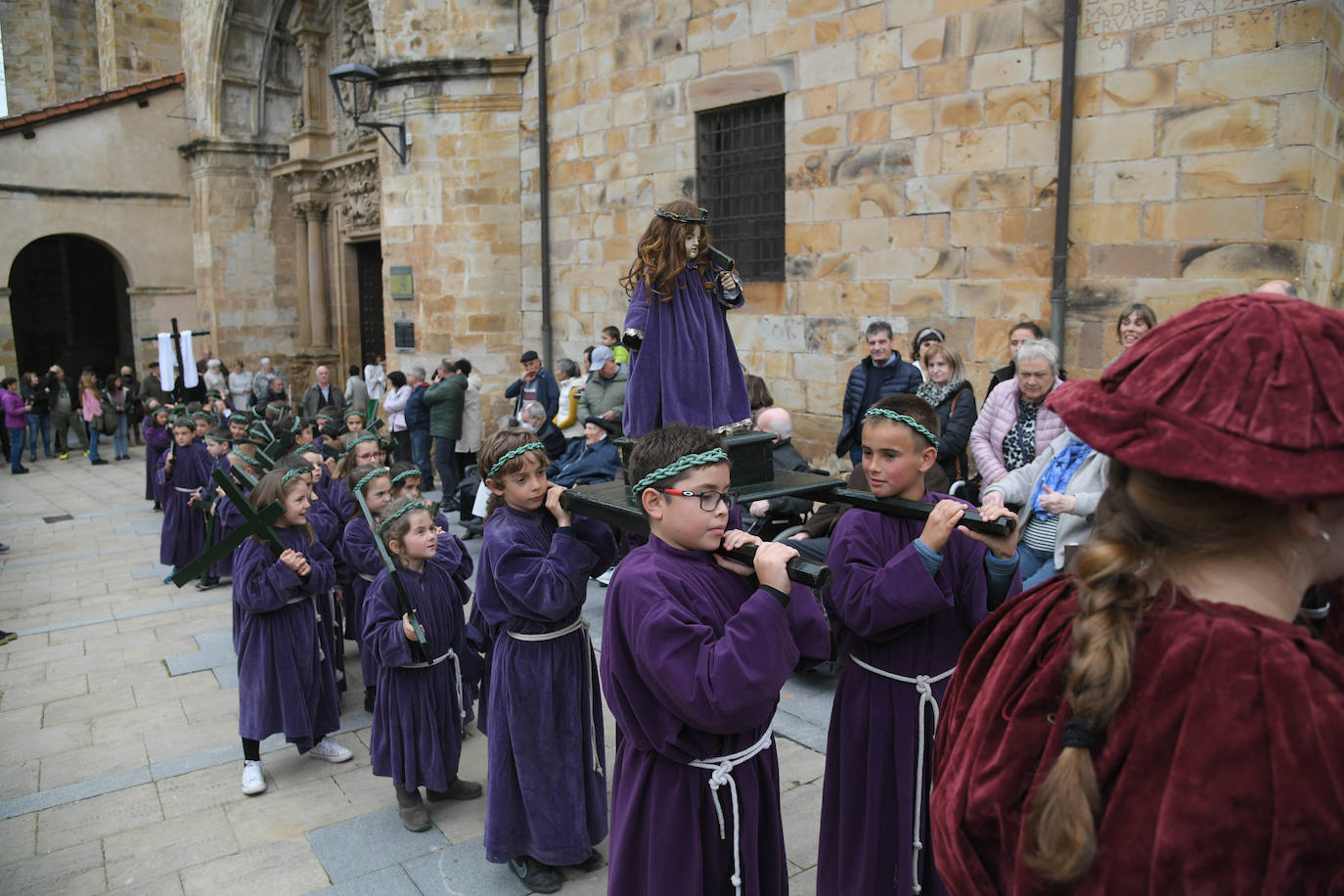 Fotos: Segura revive su tradicional procesión de Jueves Santo