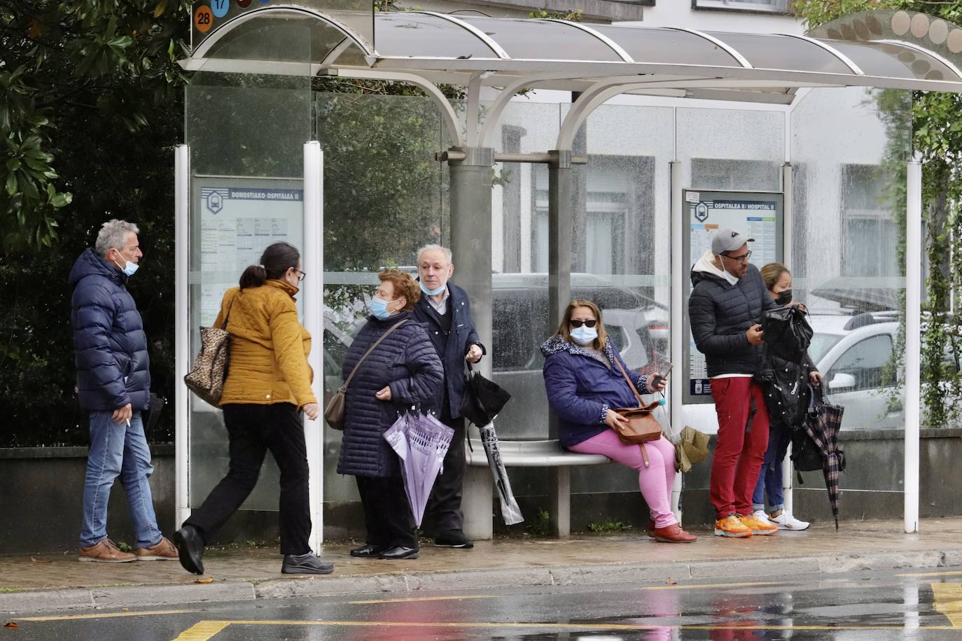 Marquesina de autobús en San Sebastián este miércoles. 