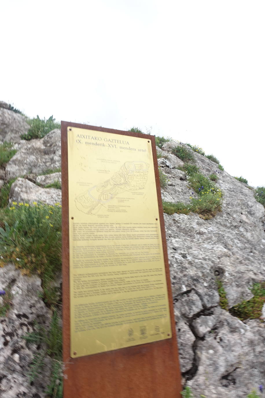 Fotos: Aitxita. La fortaleza de las Dos Hermanas