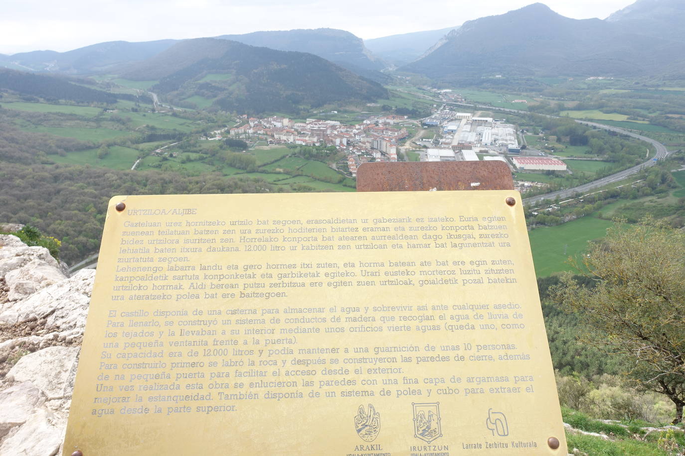 Fotos: Aitxita. La fortaleza de las Dos Hermanas