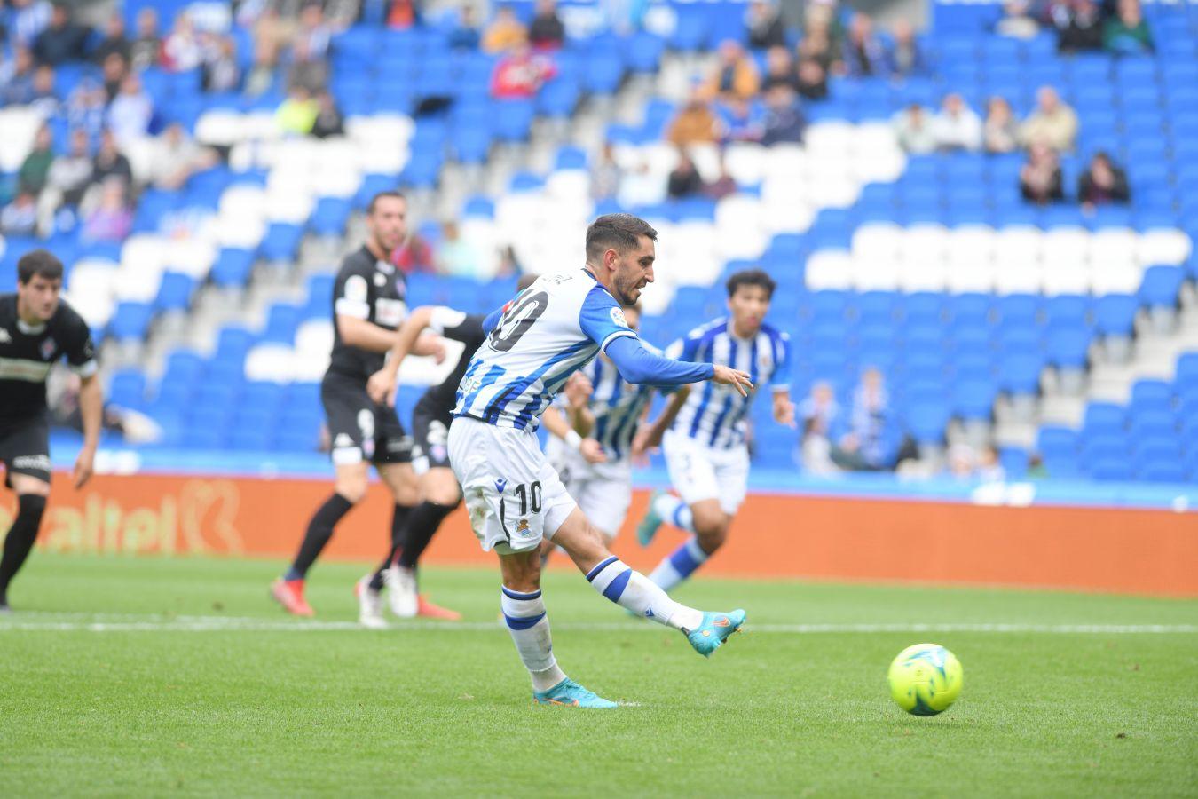Fotos: Victoria del Sanse ante el Amorebieta