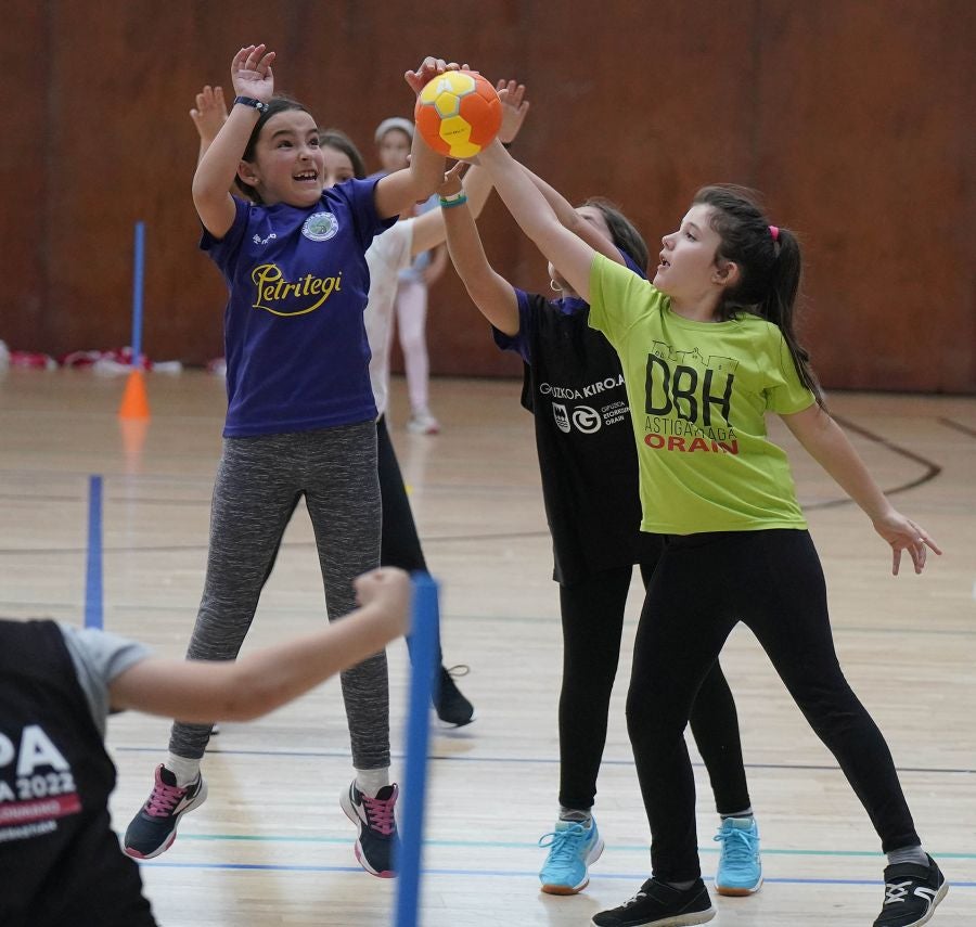 Fotos: El Bera Bera recibe el aliento de Gipuzkoa