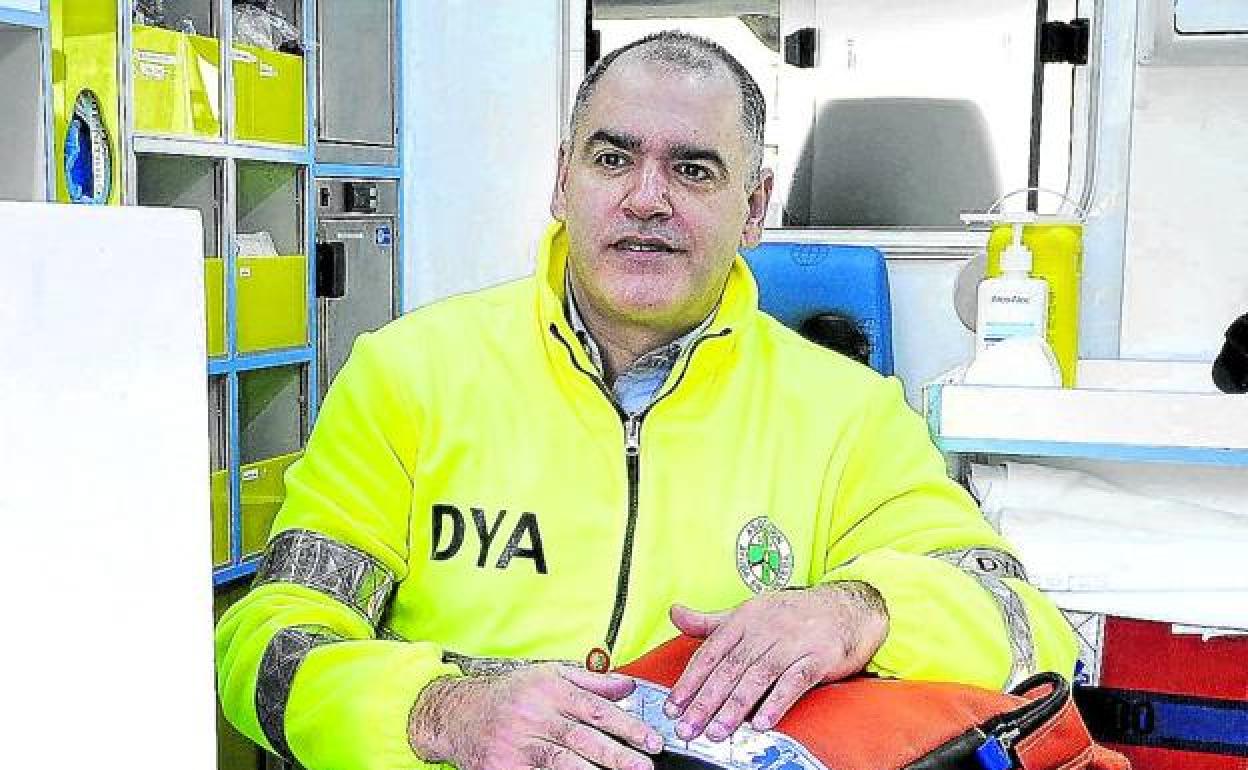 ernando Izagirre empezó como voluntario en la DYA en 1986 y tuvo diversas responsabilidades. 