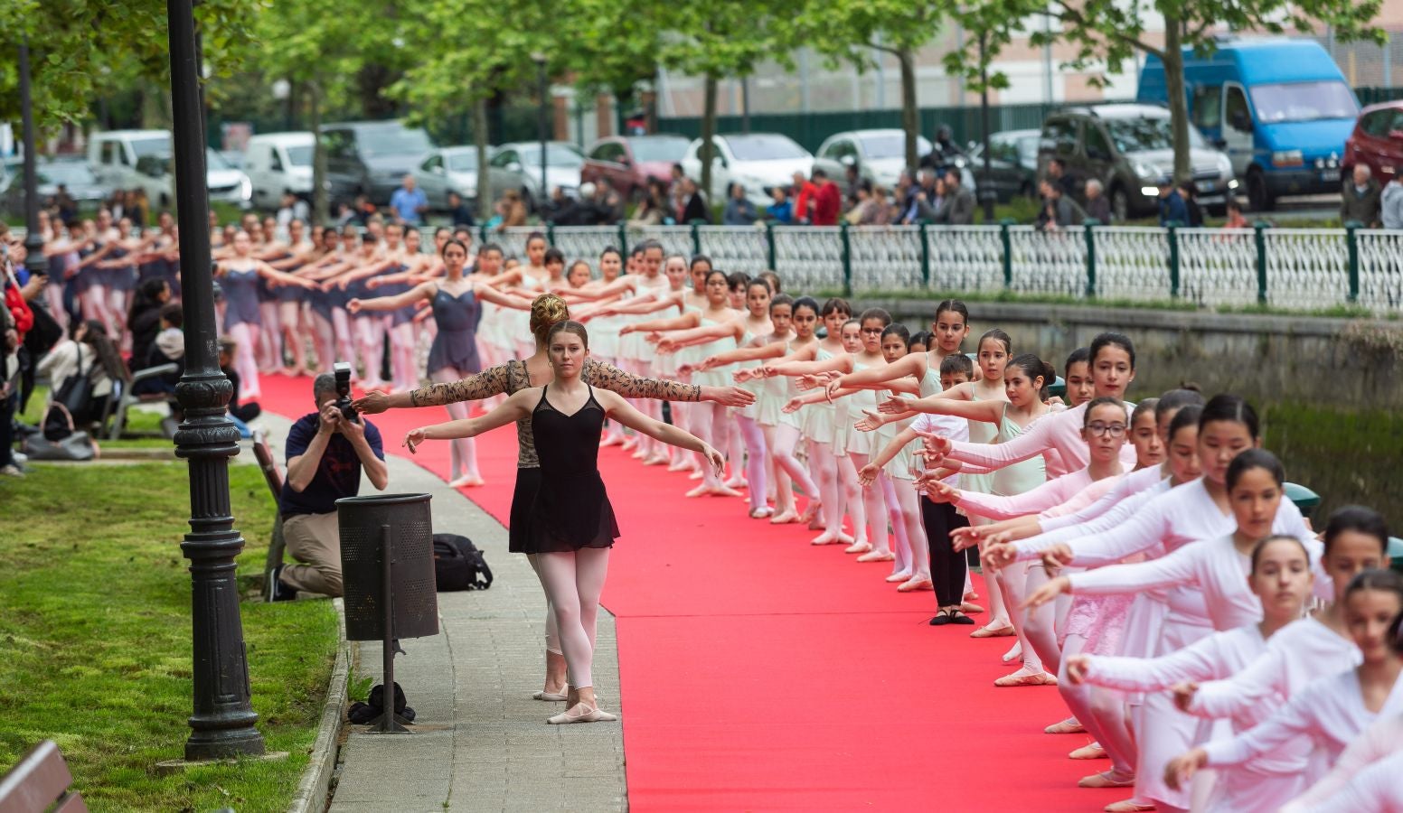 Fotos: Mucha clase en la barandilla de Irun