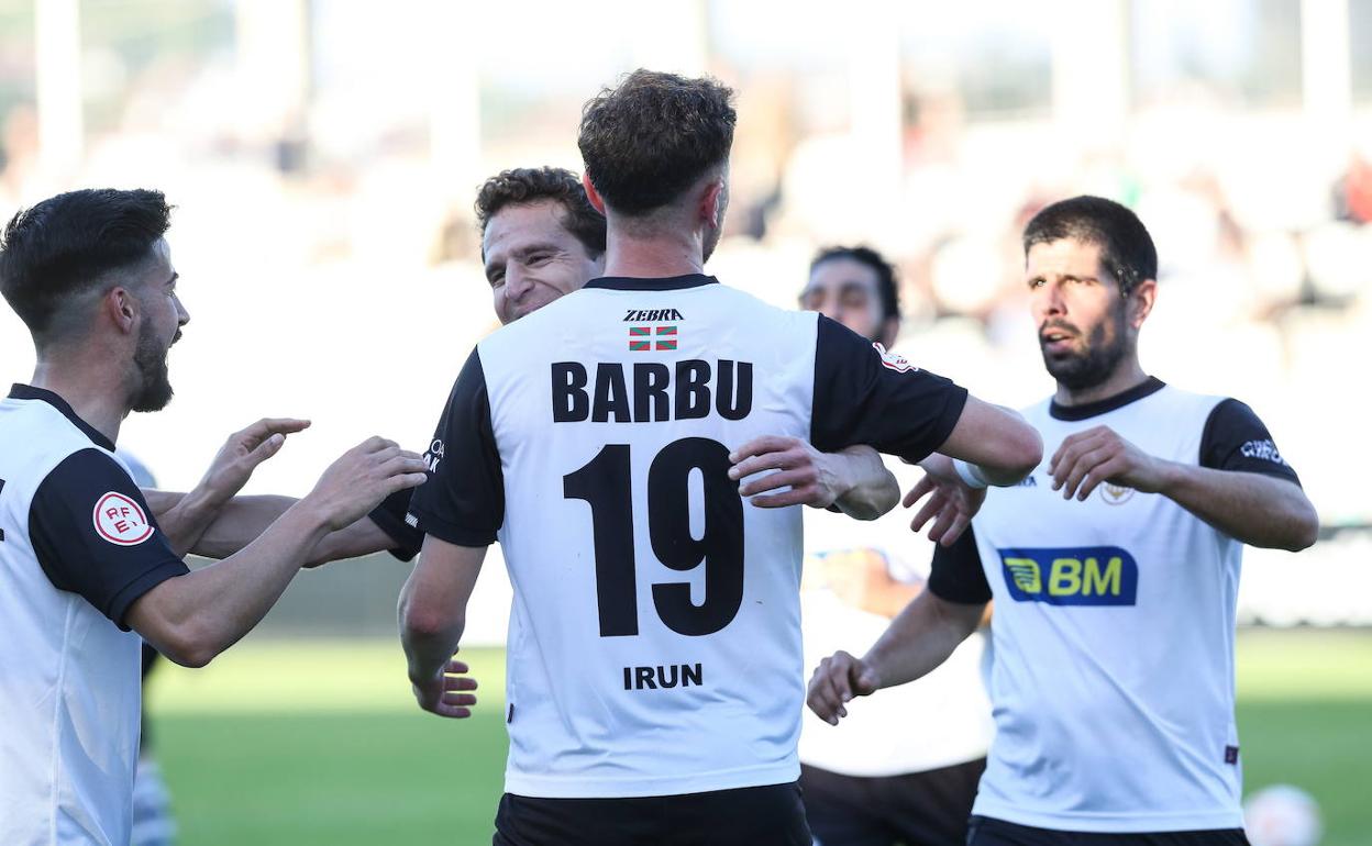 El Stadium Gal celebró un triunfo dos meses después. 
