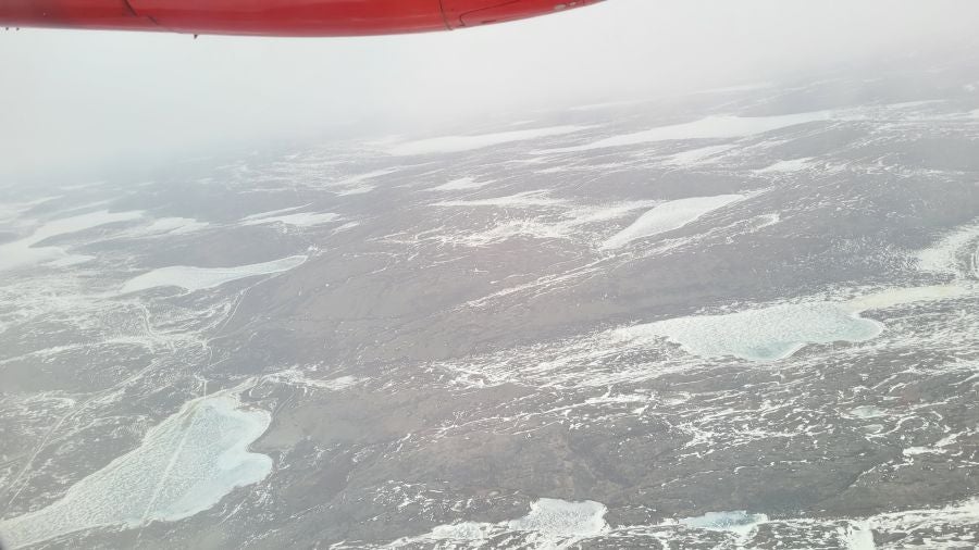 En el vuelo de Kangerlussuaq a Nasarsuaq.