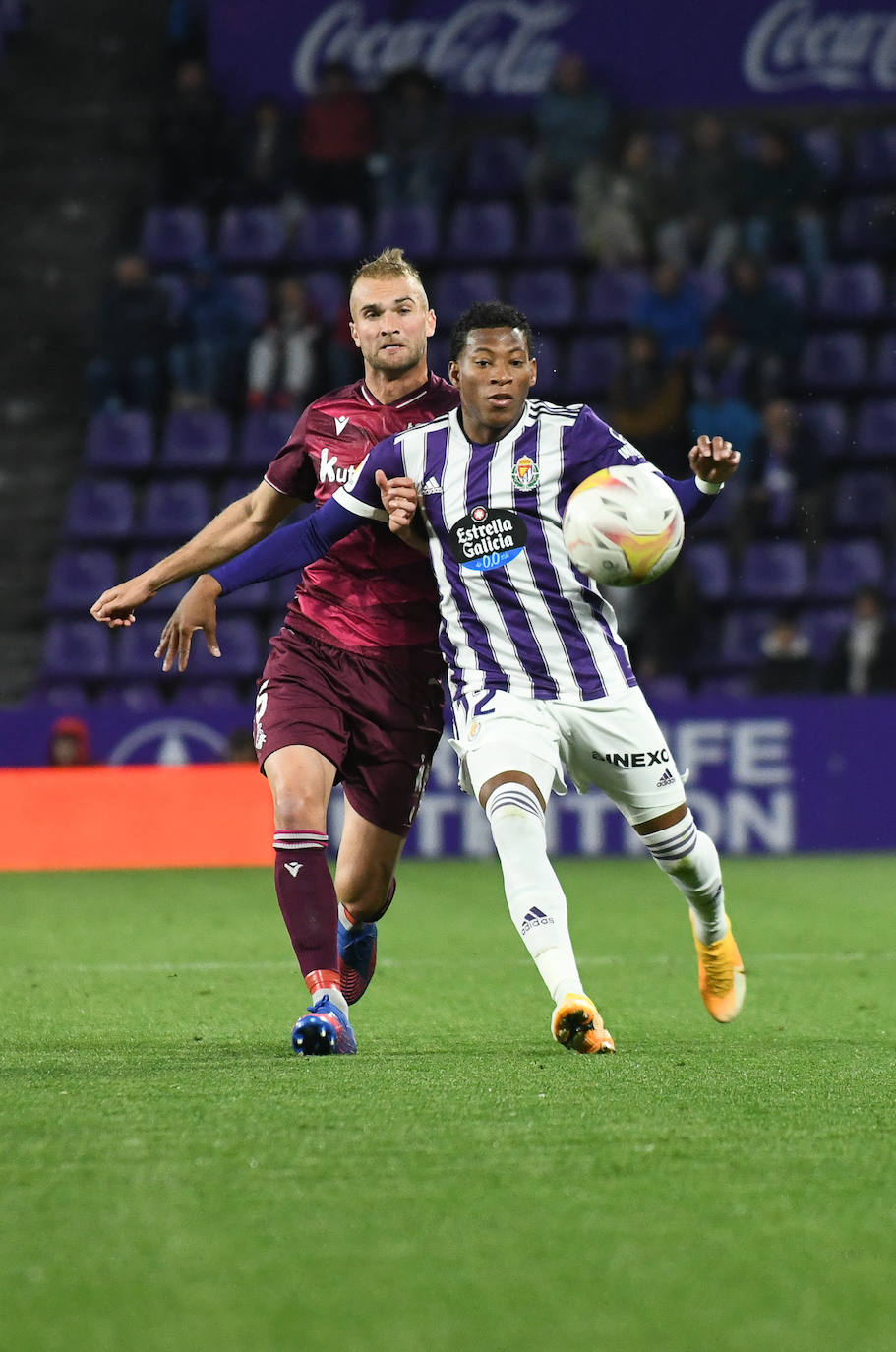 Fotos: El Sanse vence al Valladolid (1-2)