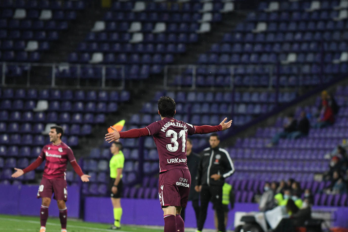 Fotos: El Sanse vence al Valladolid (1-2)