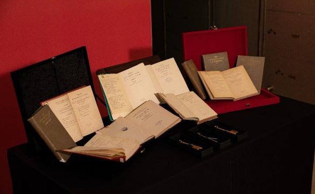 Las obras de Tagore traducidas Por Camprubí y depositasa en la la caja 1430. 