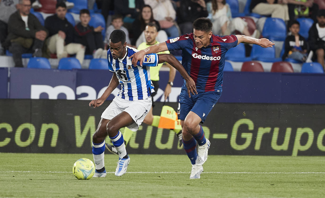 Fotos: El Levante - Real Sociedad, en imágenes