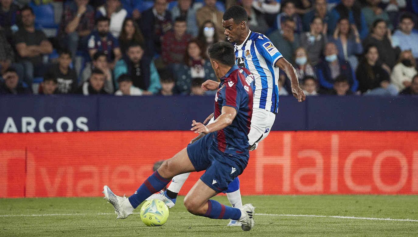 Fotos: El Levante - Real Sociedad, en imágenes