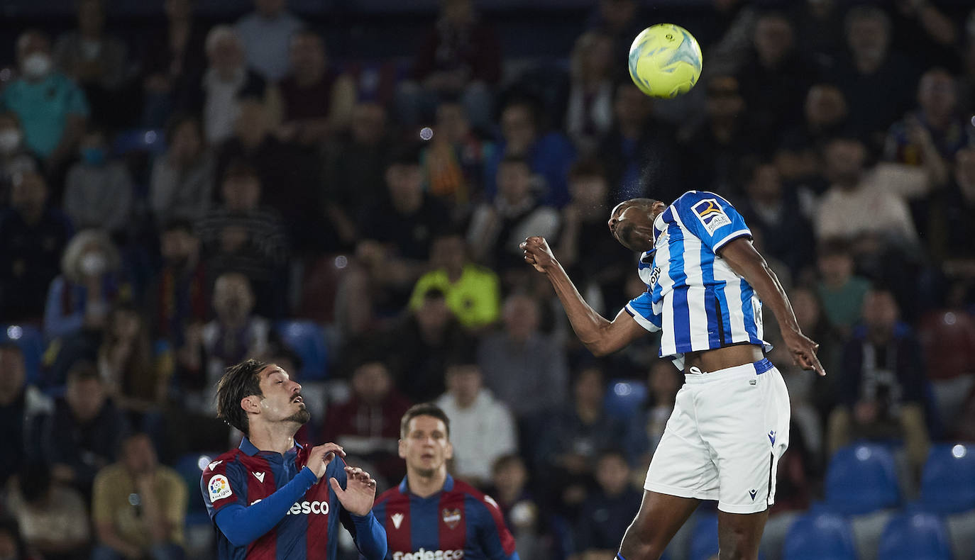 Fotos: El Levante - Real Sociedad, en imágenes