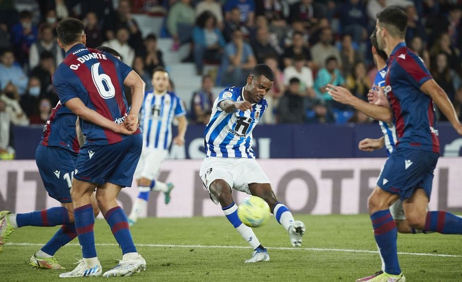 Fotos: El Levante - Real Sociedad, en imágenes