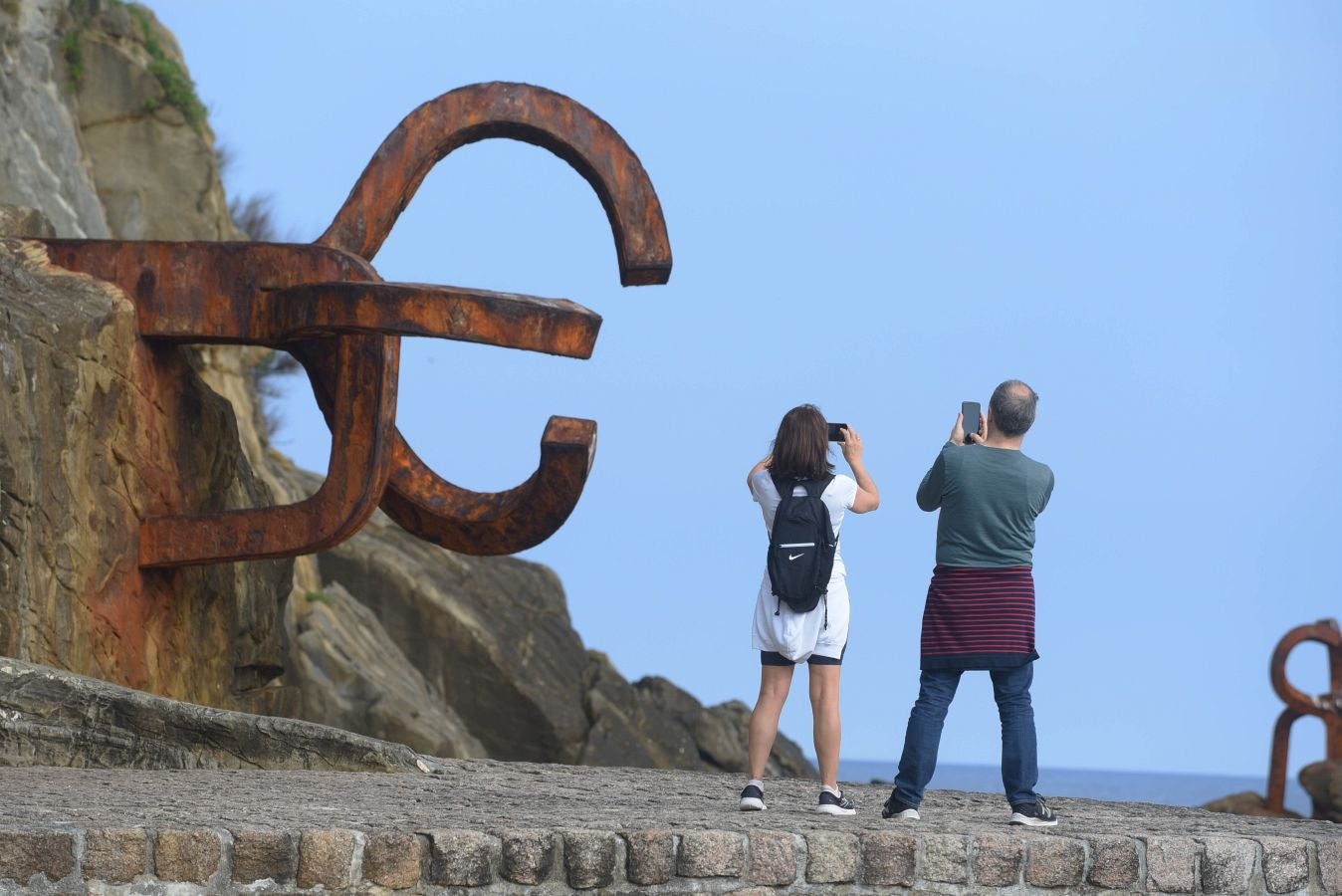 Fotos: Donostia disfruta de un sábado soleado y de agradables temperaturas