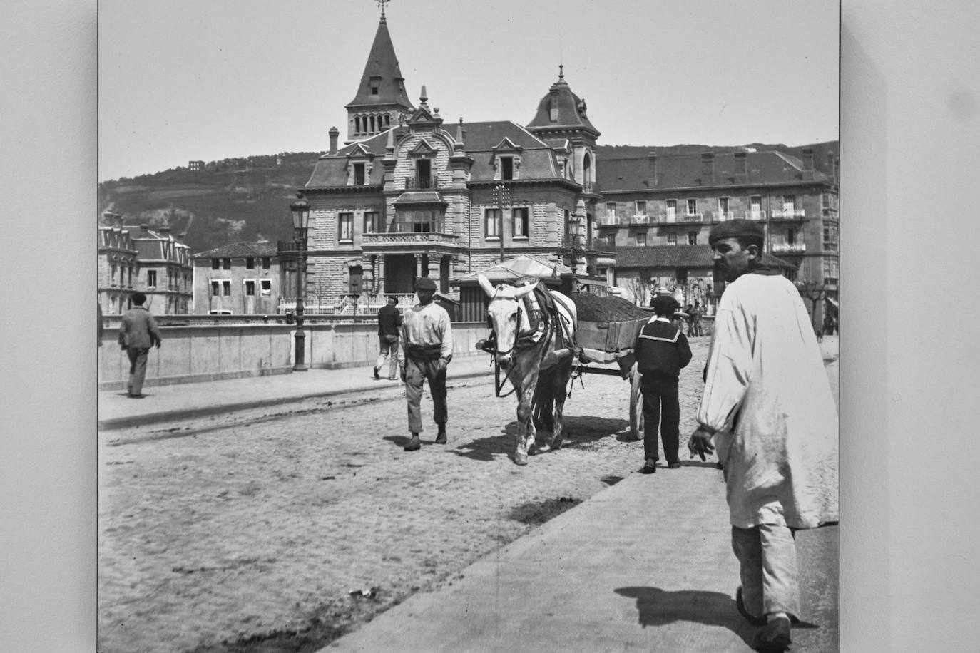Fotos: &#039;Aurrera eginez&#039; refleja el camino de San Sebastián hacia la modernidad