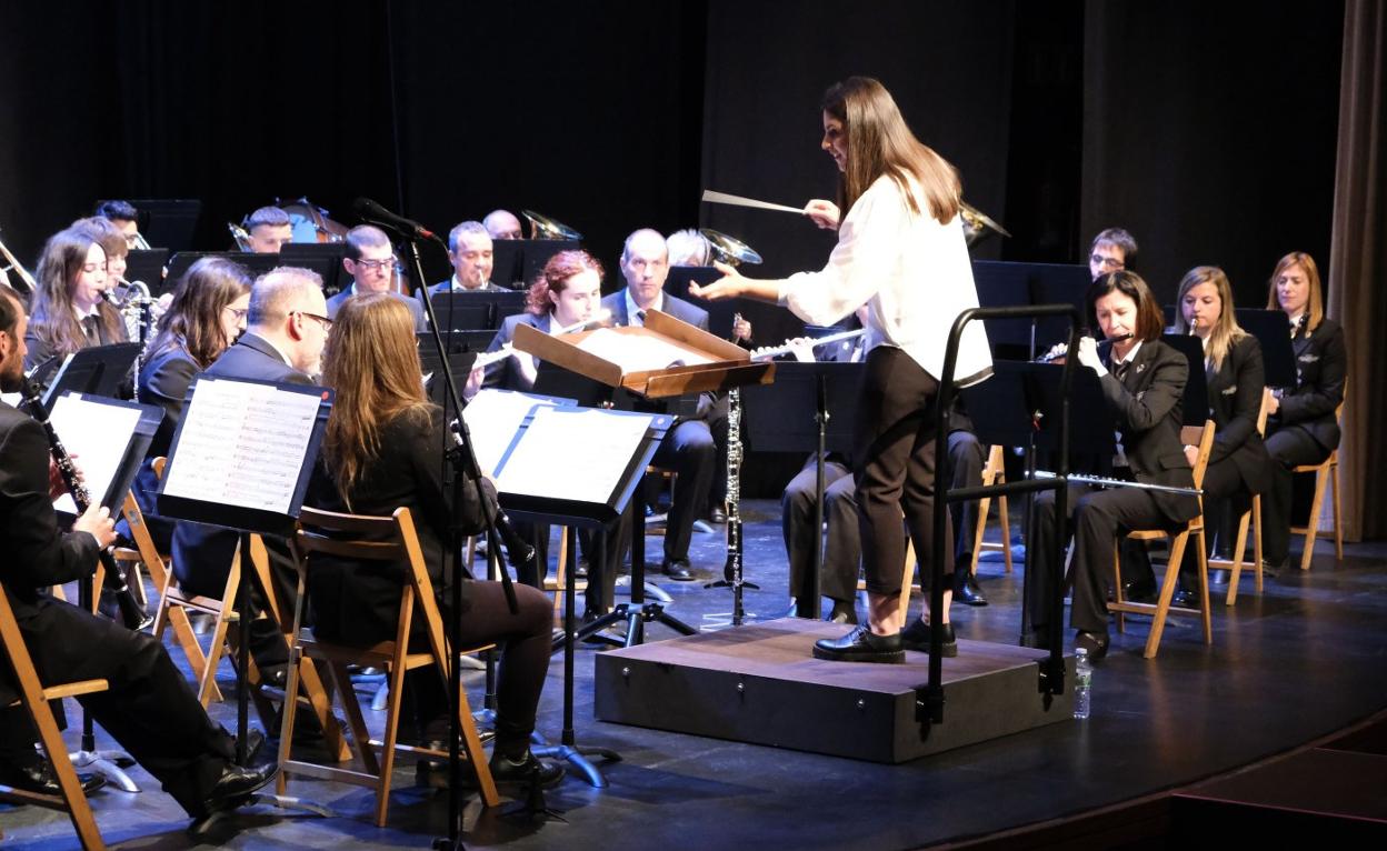 La Banda actuó el domingo bajo la batuta de Ane Legarreta. 