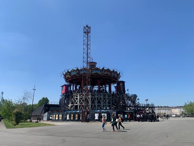El carrusel con tres plantas de la Isla de Nantes