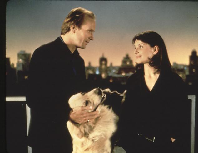 Juliette Binoche, con el actor William Hurt en una escena de la película 'Romance en Nueva York', en 1996.