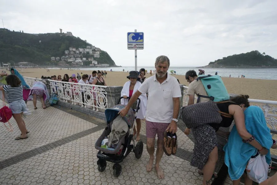 El Tiempo en Donostia: La galerna vacía las playas