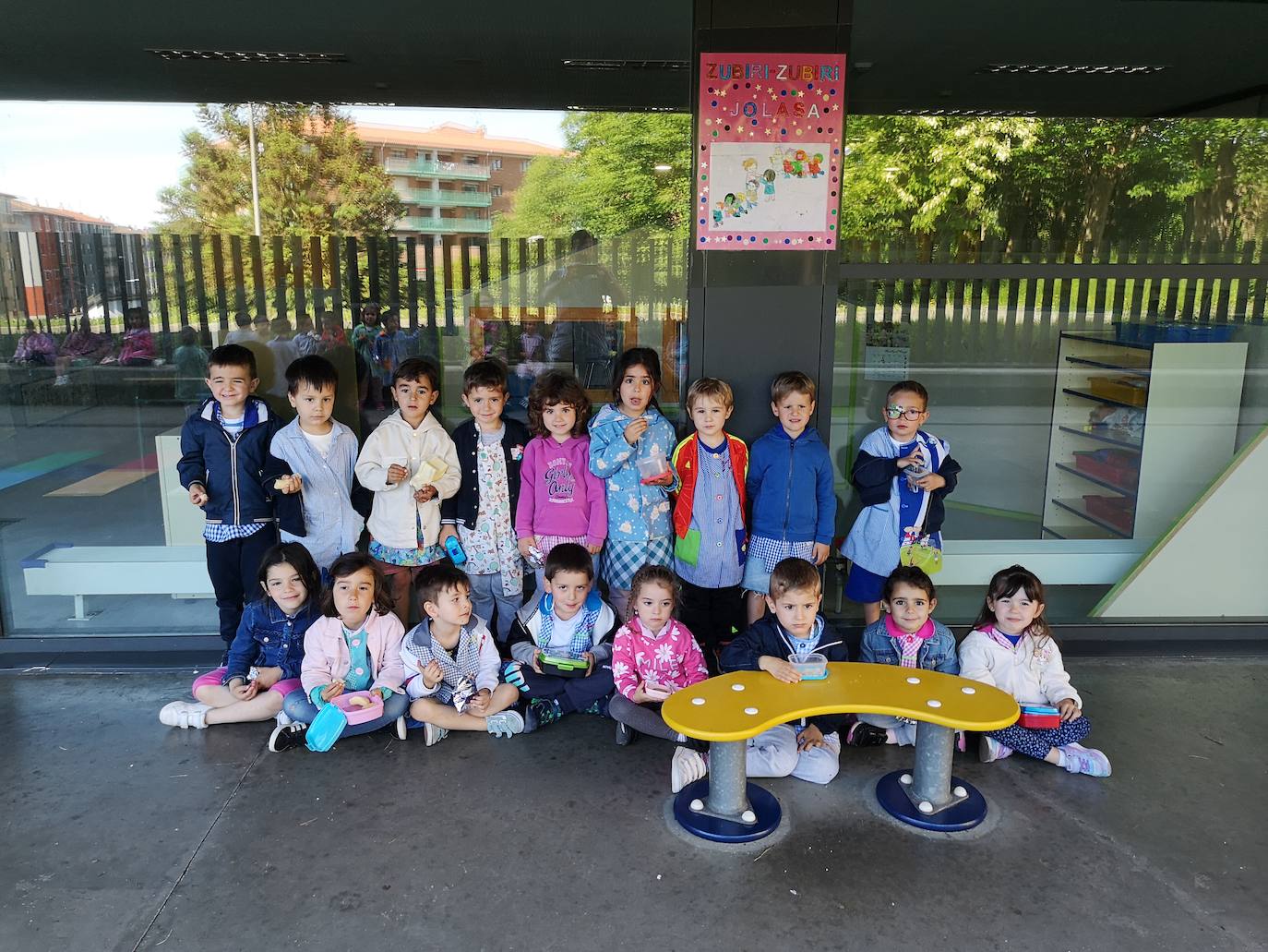 Los niños de la clase de 4 años.