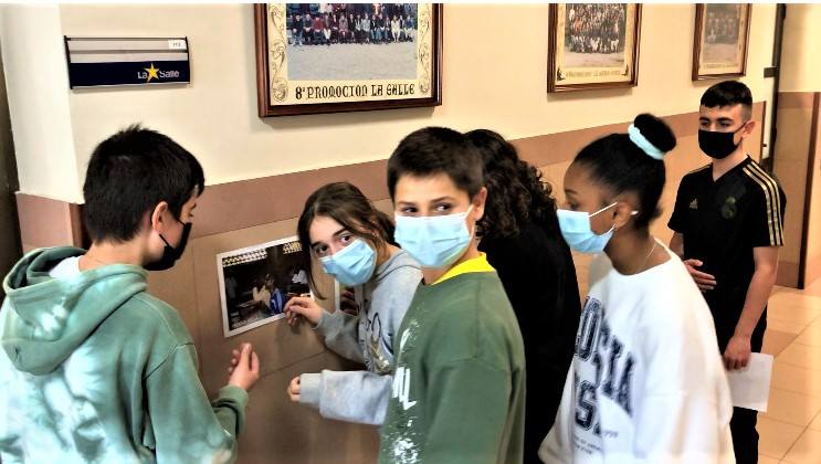 Los alumnos, colaborando en el proyecto Proyde-Proega.