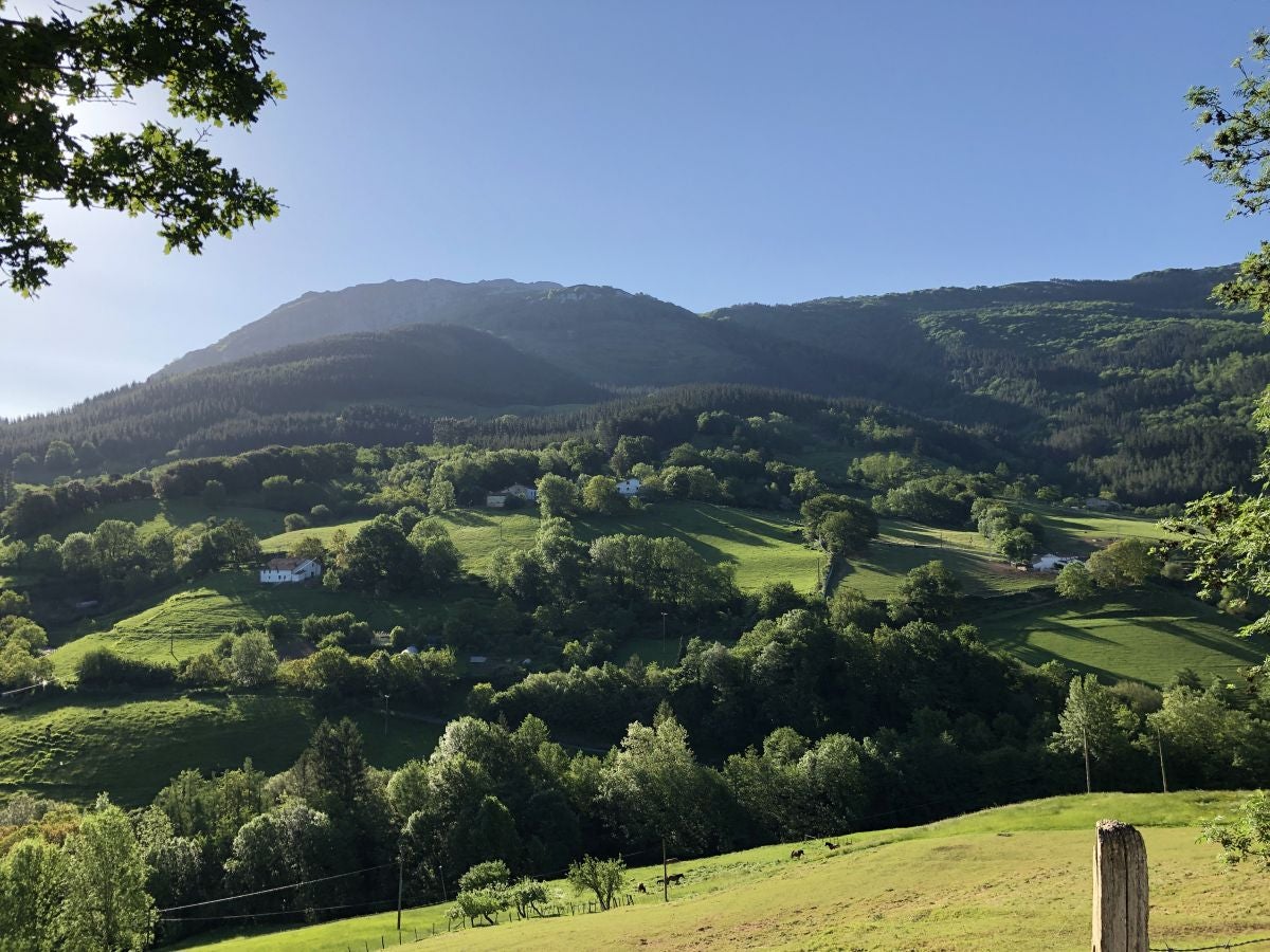 Fotos: Aitzorrotz, una cima con mucha historia