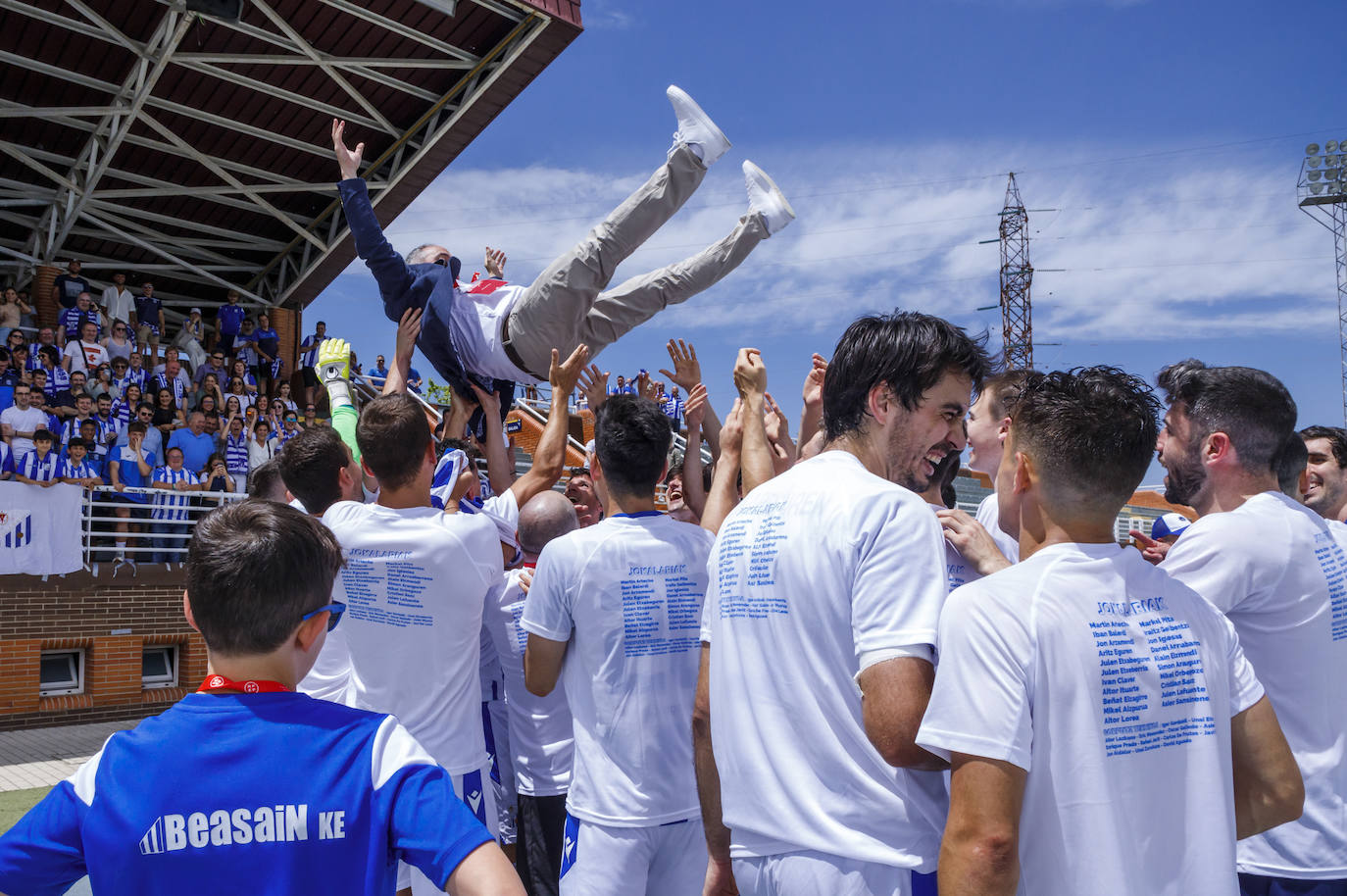 Fotos: El Beasain hace historia y asciende a Segunda RFEF