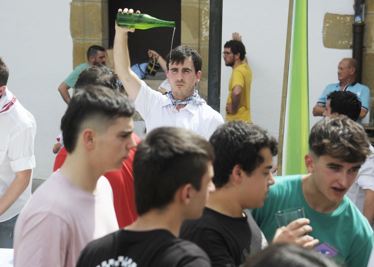 Fotos: Sagardo egun jendetsua Usurbilen