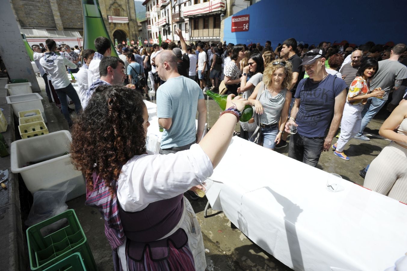 Fotos: Sagardo egun jendetsua Usurbilen