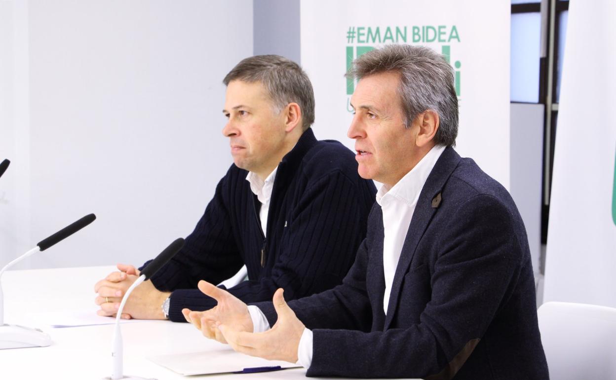 Jose Enrique Corchón y Xabier Iridoy, concejales de EAJ-PNV en Irun.