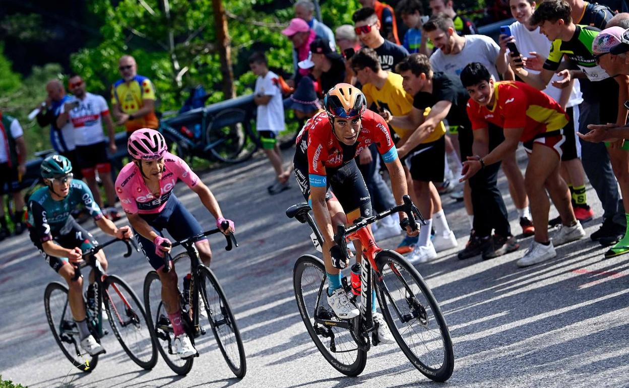 Mikel Landa, Richard Carapaz y Jai Hindley se van a jugar en las dos últimas etapas la maglia rosa del Giro de Italia. 