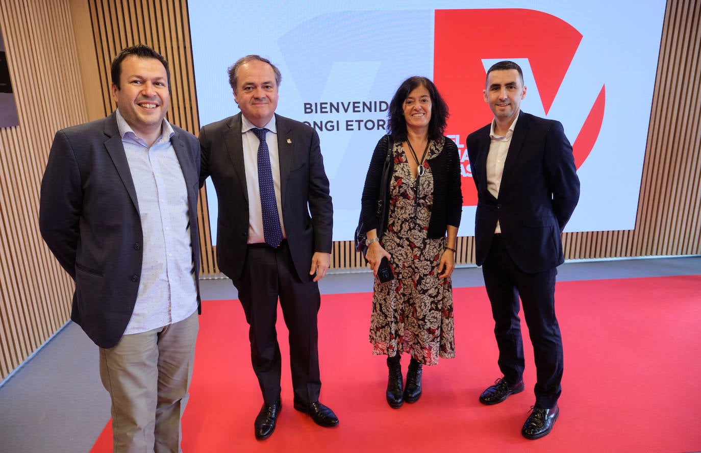 Jorge Sainz, Jokin Aperribay, Begoña Larzabal y Alvaro Vicente. 