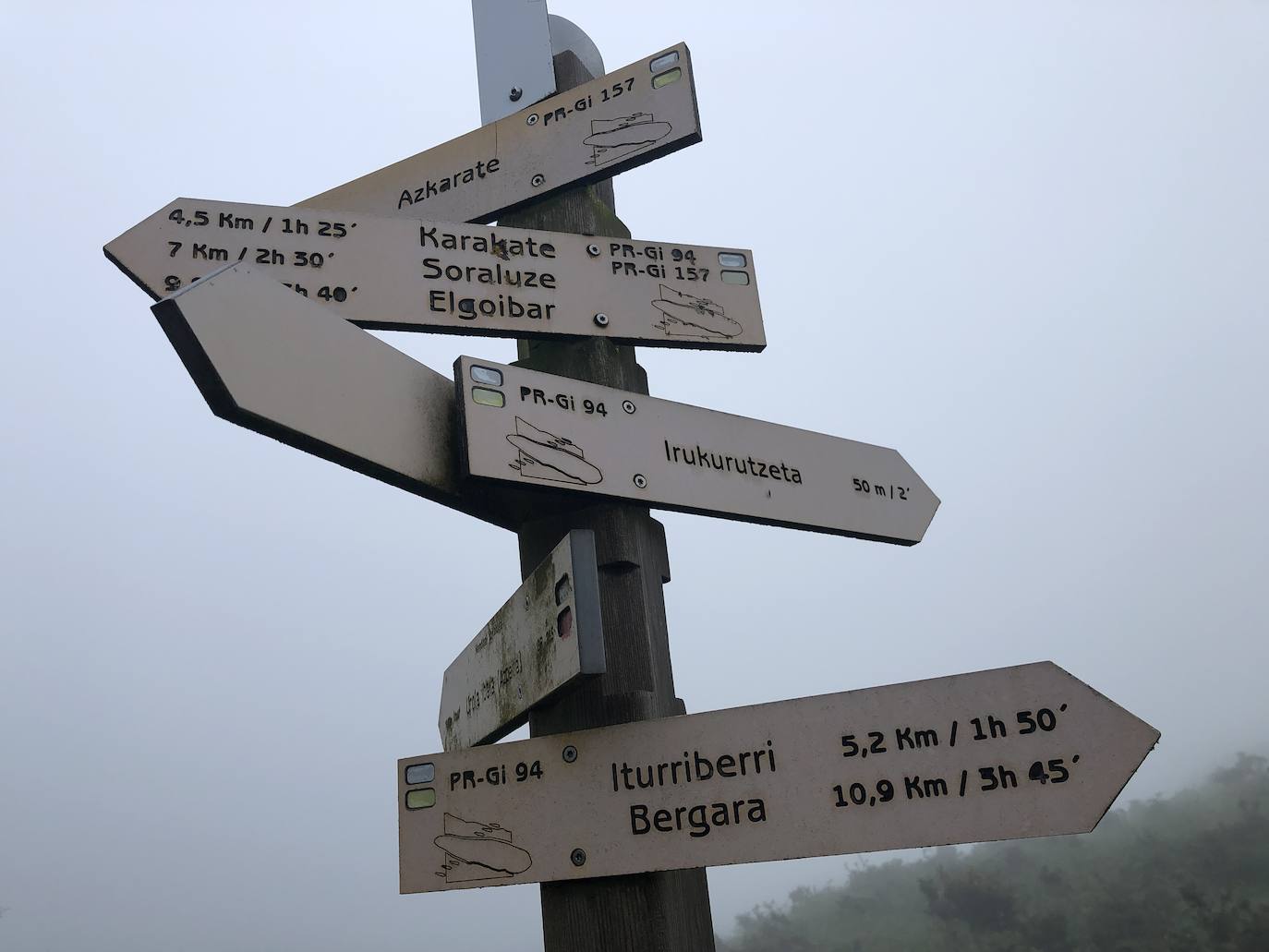 Fotos: Irukurutzeta, envuelta en un manto blanco