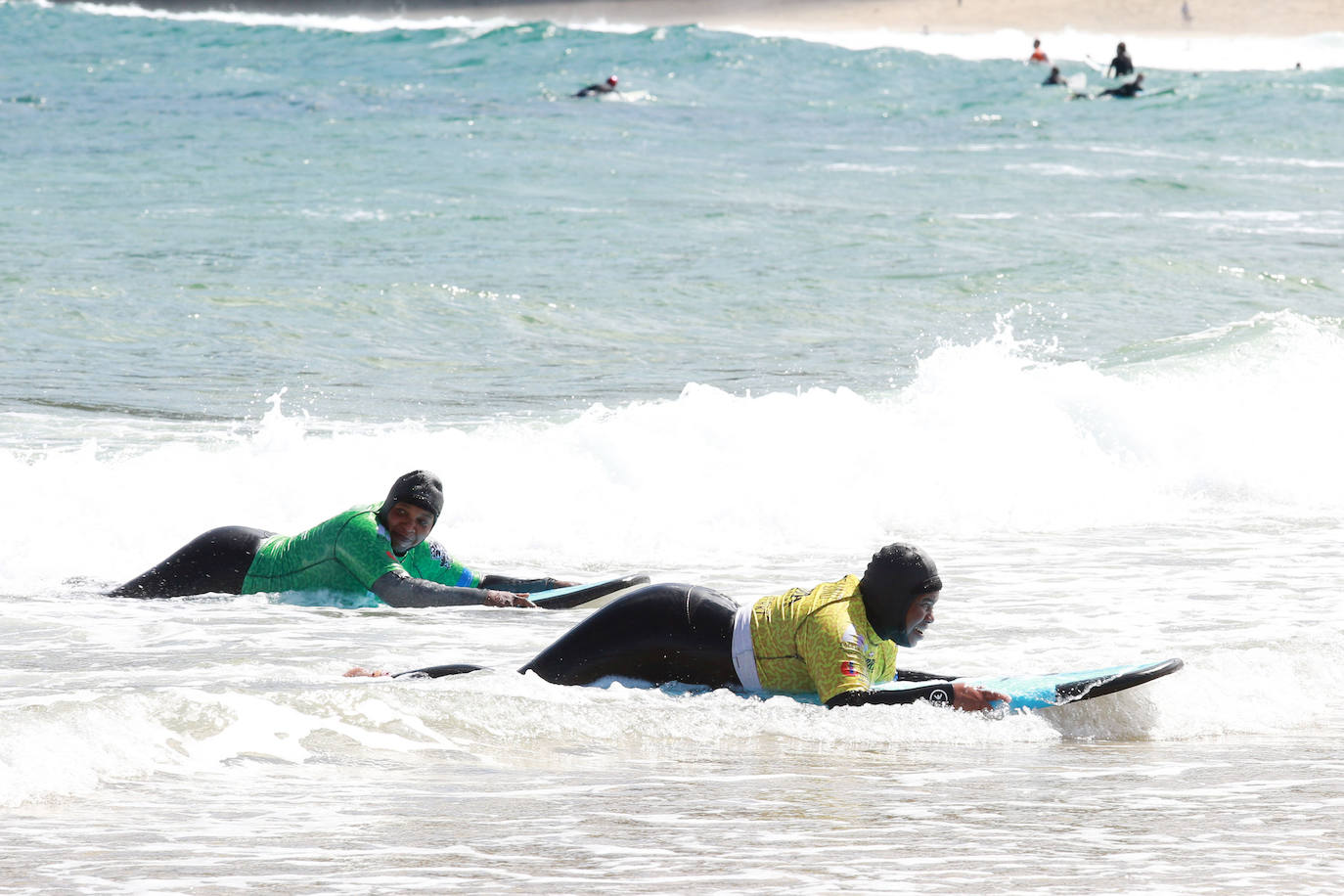 Fotos: Surfeando las adversidades