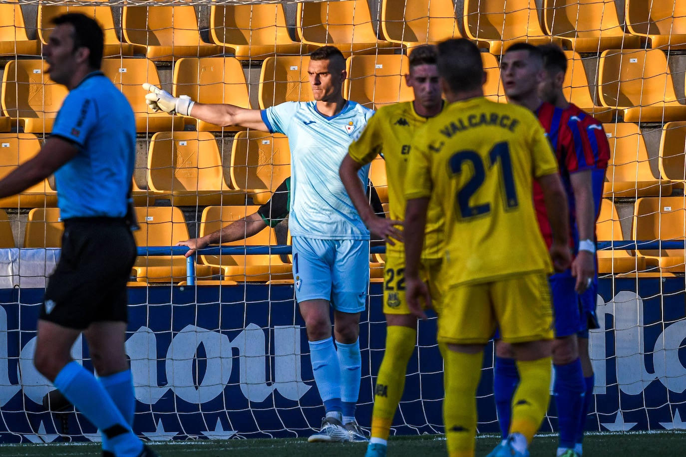 Fotos: Las imágenes del partido entre el Alcorcón y el Eibar