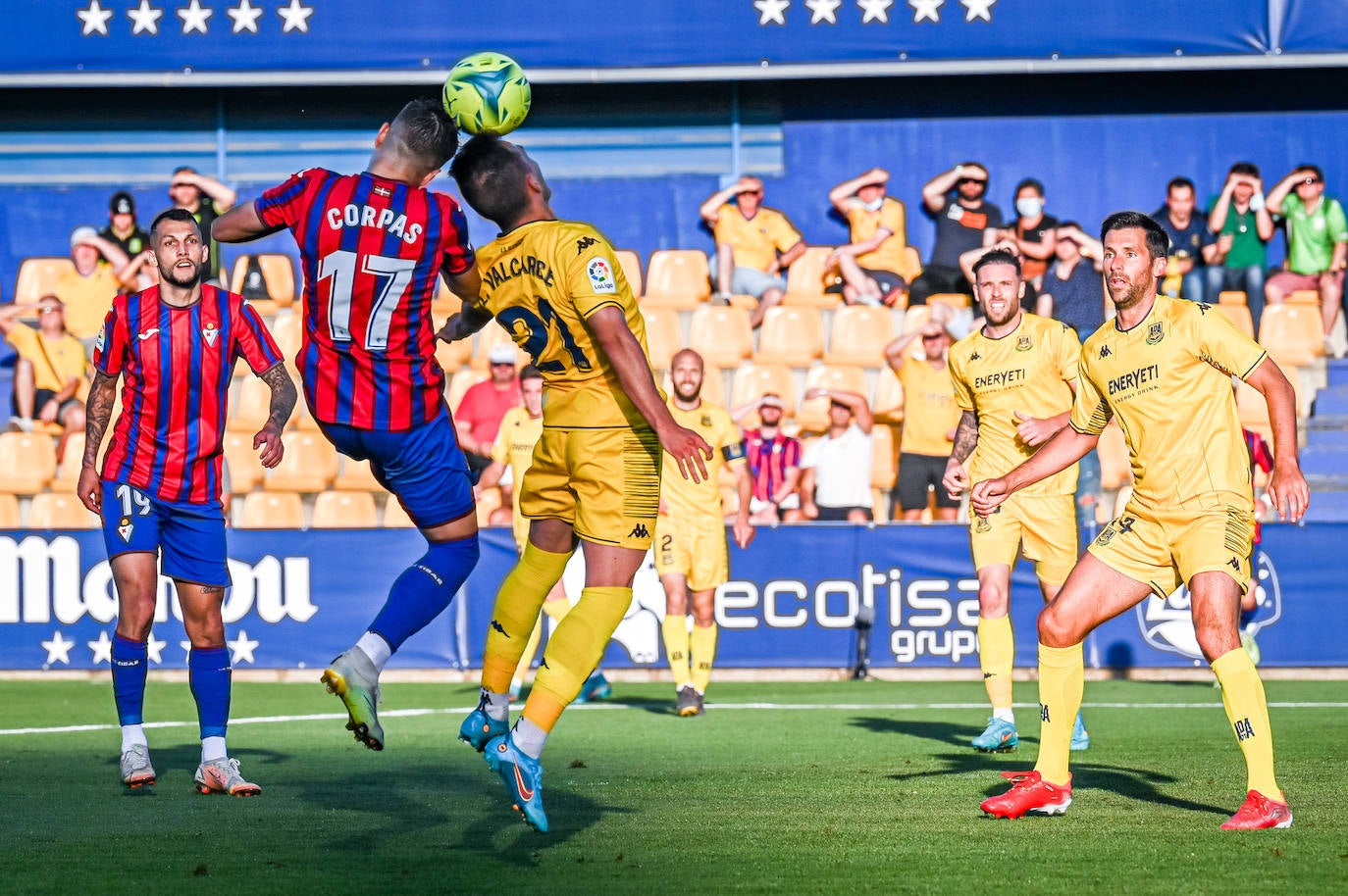 Fotos: Las imágenes del partido entre el Alcorcón y el Eibar